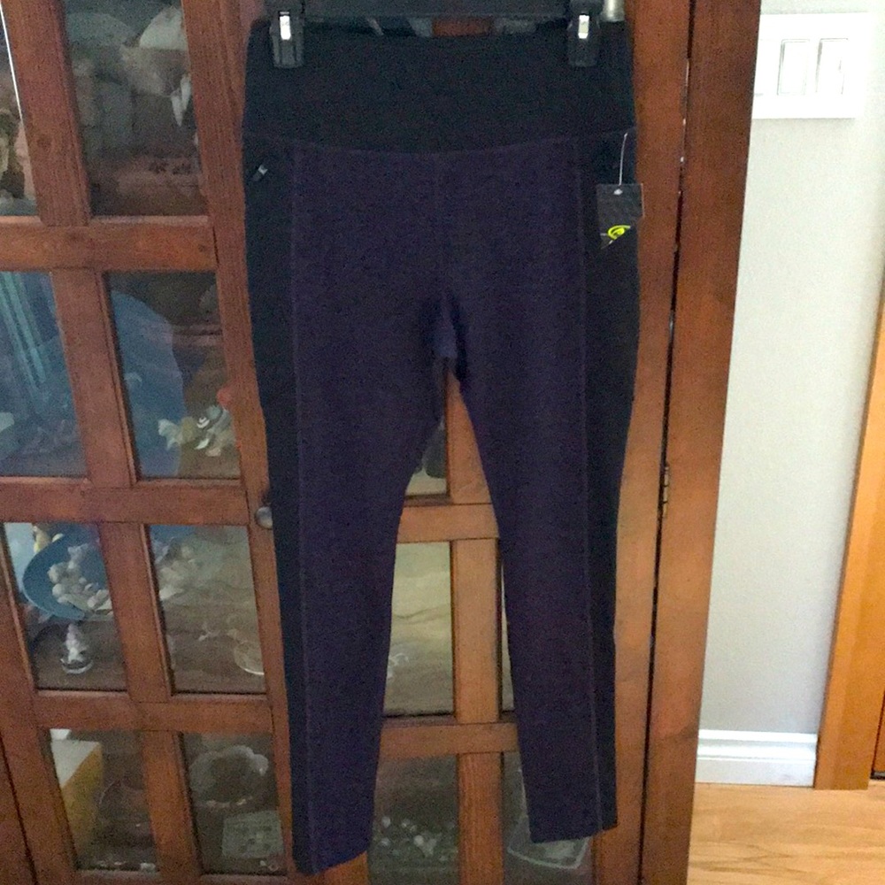 Athletic Works Leggings with Zipped Pockets